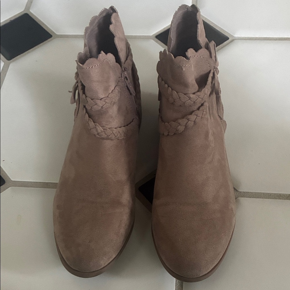 Old Navy Women's Brown Ankle Booties